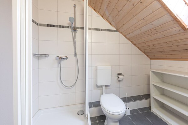 Foto van Perfect vakantiehuis voor gezinnen - Vakantiehuis in Rechlin - BathRoom