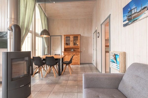 Foto van Vakantiehuis met sauna in vakantiepark Mirow - Vakantiehuis in Granzow - LivingRoom