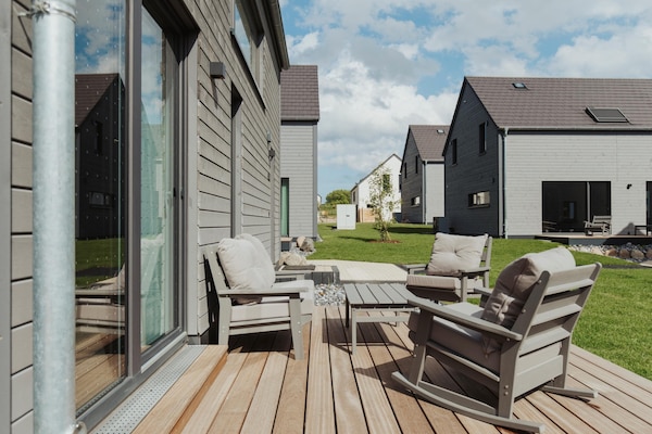 Foto van Halfvrijstaande woning in Scandinavische stijl - Vakantiehuis in Sagard - TerraceBalcony
