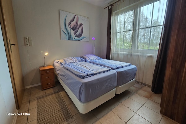 Foto van Bungalow in Schlowe aan het zie - Vakantiehuis in Borkow OT Schlowe - BedRoom