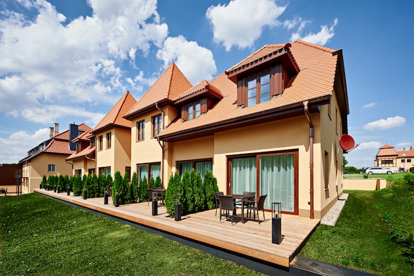Foto van Vakantiewoning Franzl in Wendorf-Bernsteinland - Vakantiehuis in Wendorf - ExteriorSummer