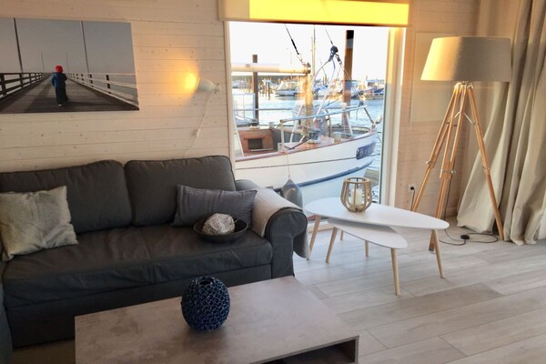 Foto van Woonboot in de Oostzee met 2 slaapkamers - Vakantiehuis in Grossenbrode - Untagged
