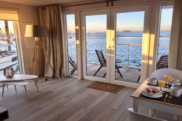 Foto van Woonboot in de Oostzee met 2 slaapkamers - Vakantiehuis in Grossenbrode - Untagged