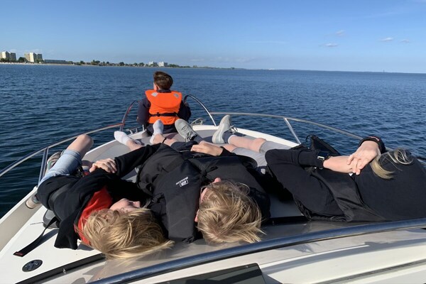 Foto van Woonboot in de Oostzee met 2 slaapkamers - Vakantiehuis in Grossenbrode - Untagged