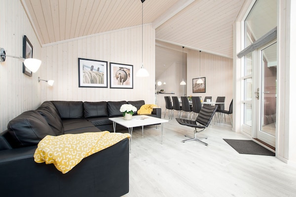 Foto van Baltische familievakantie voor 10 personen - Vakantiehuis in Großenbrode - LivingRoom