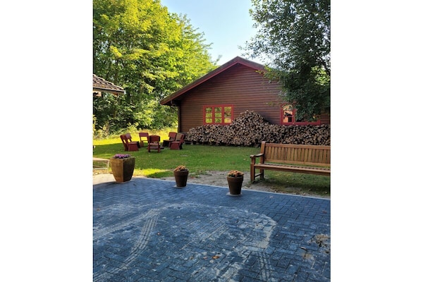 Foto van Bos en strand || Altenhof - Vakantiehuis in Altenhof - Untagged