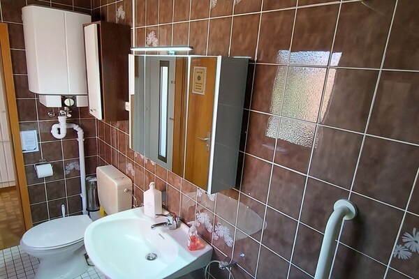 Foto van Bungalow in Niesgrau met zwembad - Vakantiehuis in Niesgrau - Untagged