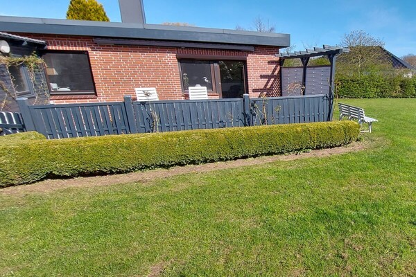 Foto van Bungalow in Niesgrau met zwembad - Vakantiehuis in Niesgrau - Untagged