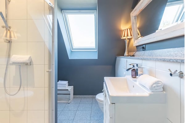 Foto van prachtig vakantiehuis voor Tating - Vakantiehuis in Tating - BathRoom
