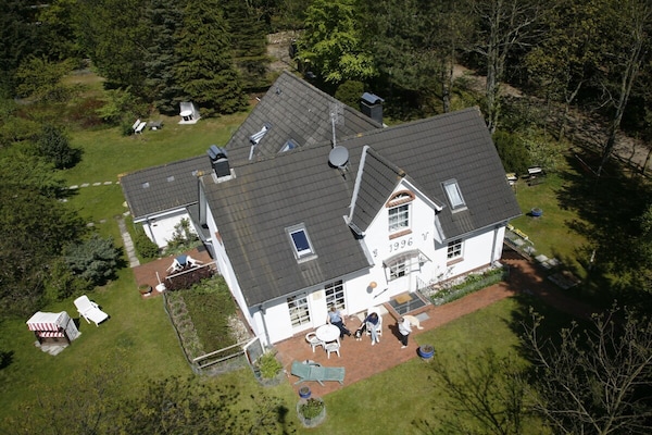 Foto van Zuidwestelijk appartement met serre - Vakantiehuis in Nebel\/Süddorf - Untagged