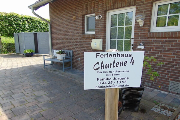 Foto van Charlene 4 op de dijk - Vakantiehuis in Hooksiel - Untagged
