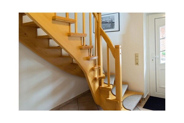 Foto van Waterkant Comfortabele vakantiewoning - Vakantiehuis in Norden - Stairs