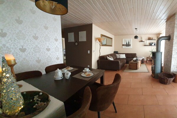 Foto van Klabautermann Comfortabele vakantiewoning - Vakantiehuis in Krummhörn-Greetsiel - DiningRoom