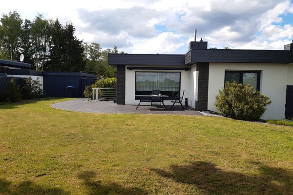 Foto van Bungalow in Suderburg met zwembad - Vakantiehuis in Suderburg - Untagged