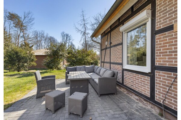 Foto van Appartement vlakbij de heidevelden van Lüneburg - Vakantiehuis in Schneverdingen - TerraceBalcony