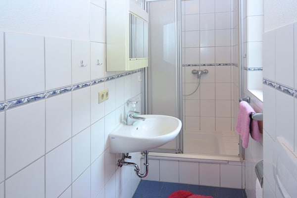 Foto van Appartement met privéterras in Hüddingen - Vakantiehuis in Bad Wildungen - BathRoom