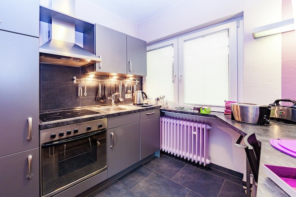Foto van hondvriendelijk groepshuis in Hessen met tuin - Vakantiehuis in Bad Zwesten-Wenzigerode - Kitchen