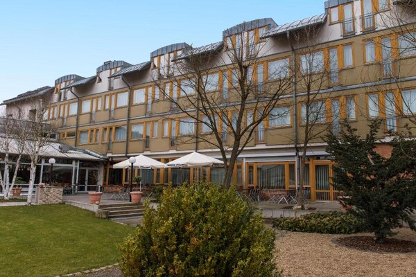 Foto van Braunschweig Seminarius StandaardTweepersoonskamer - HotelExteriorSummer
