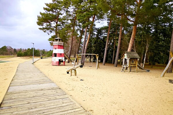 Foto van Bernsteinsee Hotel en Ferien Beach House - Vakantiehuis in Sassenburg - AreaSummer1KM