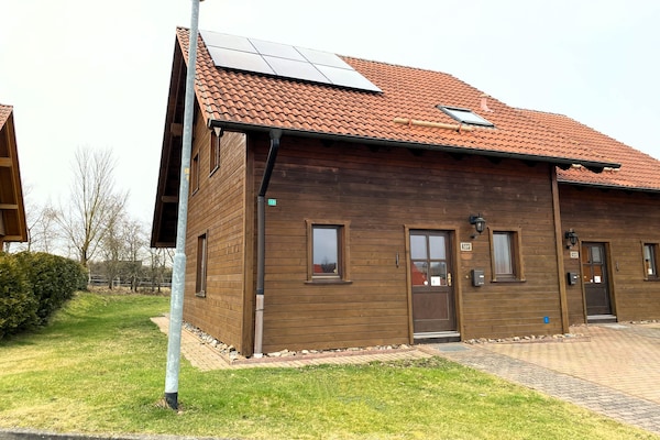 Foto van Halfvrijstaande woning in Hasselfelde - Vakantiehuis in Hasselfelde - ExteriorSummer