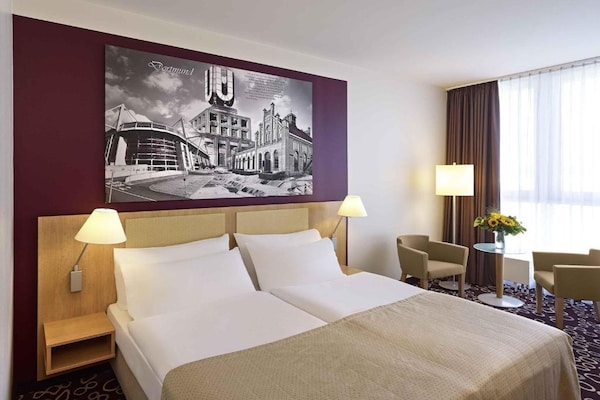 Foto van Sunday Hotel Dortmund Superior Twin Kamer - Vakantiehuis in Dortmund - BedRoom