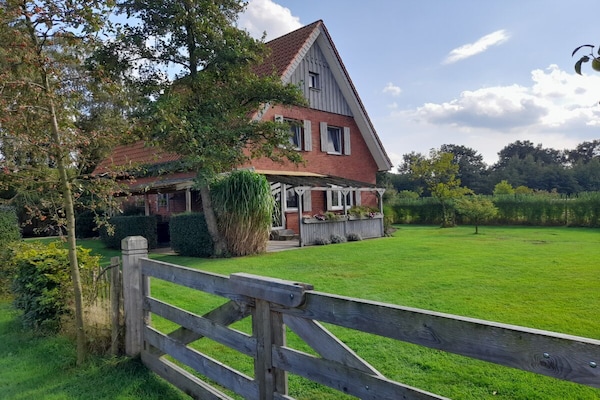 Foto van Borggreve/ Zomer || Velen - Vakantiehuis in Velen - Untagged