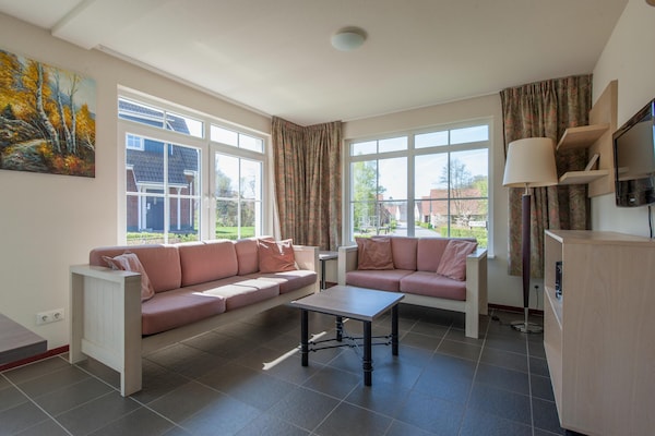 Foto van Villa met moderne touch - Vakantiehuis in Bad Bentheim - LivingRoom