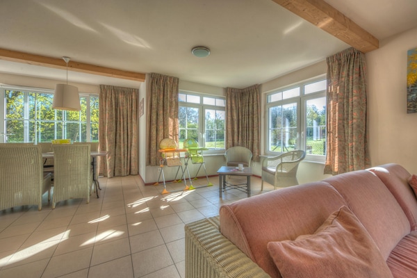 Foto van Villa met tuinontsnapping - Vakantiehuis in Bad Bentheim - LivingRoom