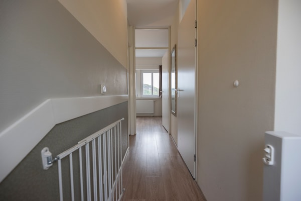 Foto van Villa met uitzicht op het meer en zwembad - Vakantiehuis in Heimbach - HallReception