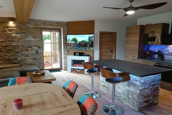 Foto van Luxe vakantieappartementchalet vlakbij het meer - Vakantiehuis in Schalkenmehren - Untagged