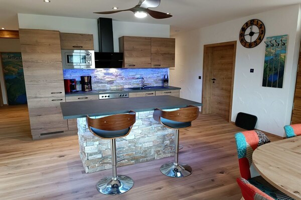 Foto van Luxe vakantieappartementchalet vlakbij het meer - Vakantiehuis in Schalkenmehren - Untagged