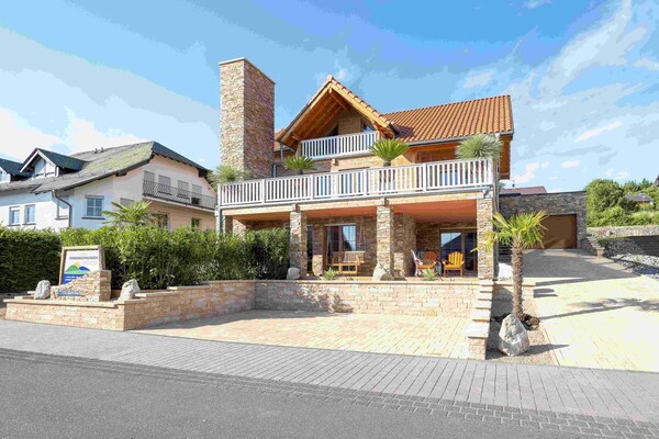 Foto van Luxe vakantieappartementchalet vlakbij het meer - Vakantiehuis in Schalkenmehren - Untagged