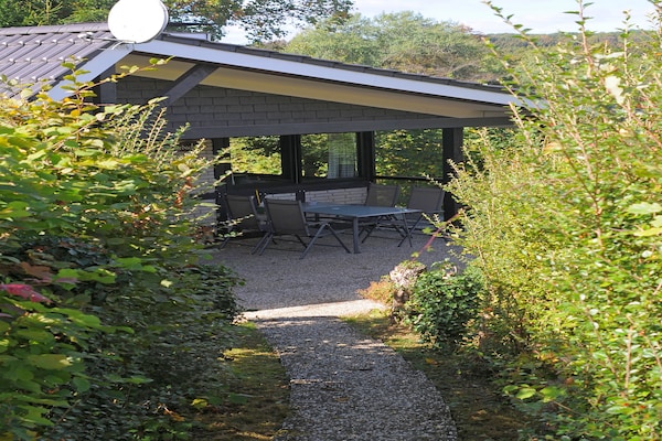 Foto van Chalet in Gerolstein bosvakantiepark - Vakantiehuis in Gerolstein - Hinterhausen - ExteriorSummer