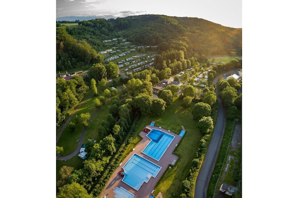 Foto van Bungalow op camping Waxweiler - Vakantiehuis in Waxweiler - ParkFacilities