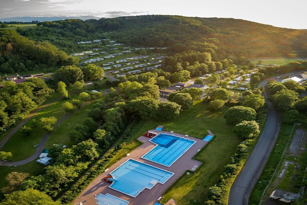 Foto van Bungalow op camping Waxweiler - Vakantiehuis in Waxweiler - ExteriorSummer