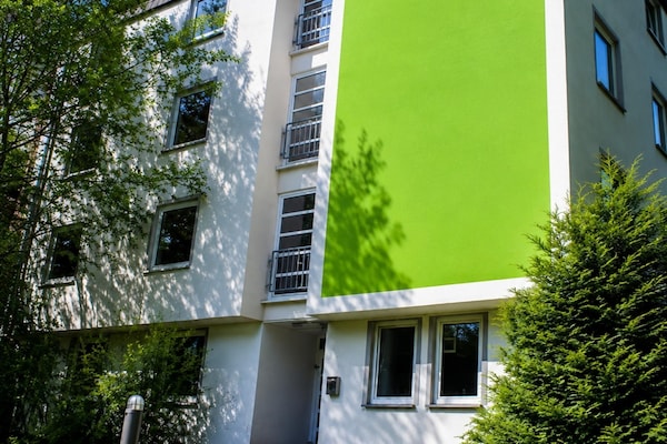 Foto van Bendorf Hotel by Belvilla Budget Tweepersoonskamer - HotelExteriorSummer