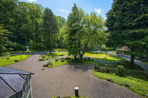 Foto van Bendorf Hotel by Belvilla Budget Tweepersoonskamer - ViewFromHotelSummer