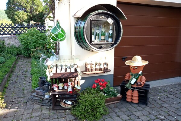 Foto van bij de wijnmakerij Konzen-Dehren 2 - Vakantiehuis in Ellenz-Poltersdorf - Untagged