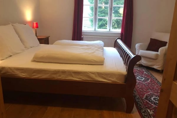 Foto van Charmant appartement met uitzicht op de bergen in Nordenau voor 6 personen - BedRoom
