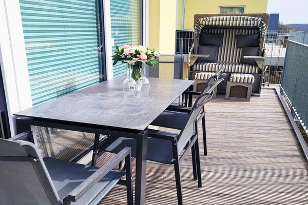 Foto van Winterberg Appartement 21129 - Vakantiehuis in Winterberg - TerraceBalcony
