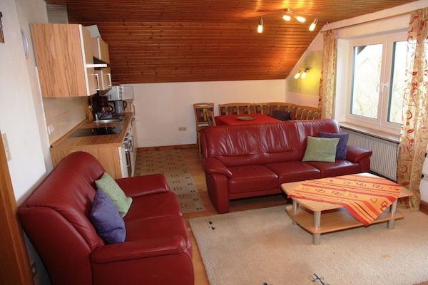 Foto van 2 huizen aan de rand van het bos - Vakantiehuis in Leutenbach - Untagged