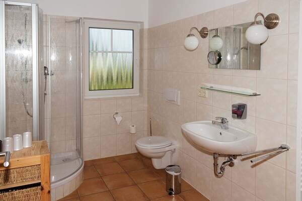 Foto van Seepark Auenhain aan de Markkleeberger See in Markkleeberg - BathRoom