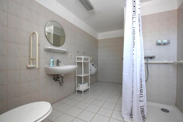 Foto van Vakantieappartementen aan de Flacher See, Klocksin - BathRoom