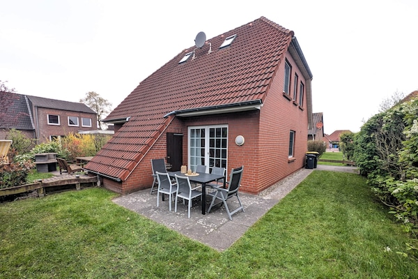 Foto van gezellige twee-onder-een-kapwoning in Neßmersiel - Vakantiehuis in Neßmersiel - ExteriorSummer