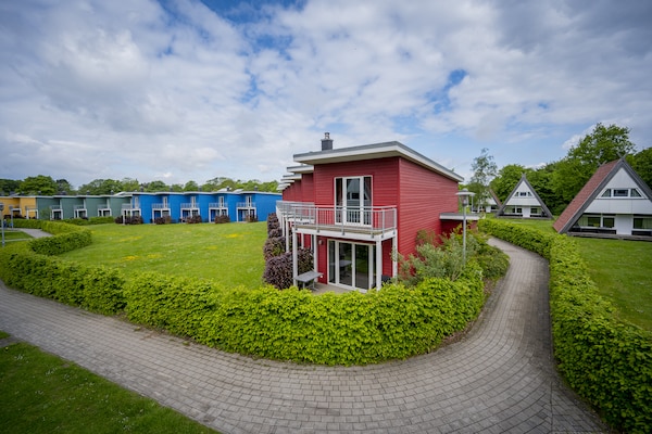 Foto van Rijtjeshuis in de badplaats Dampland aan de Oostzee - ExteriorSummer