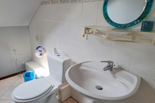 Foto van Huis in de Vogezen bij Kasteel Lichtenberg - Vakantiehuis in Reipertswiller - BathRoom