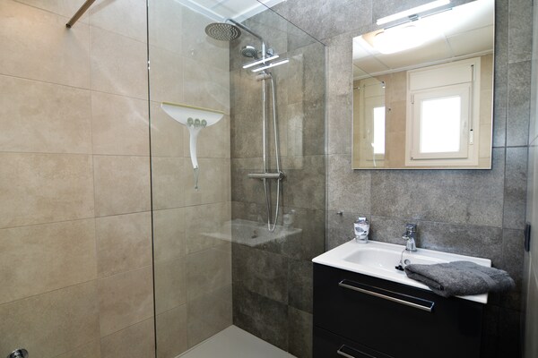 Foto van Rojales Verblijf met Tuin - Vakantiehuis in Rojales - BathRoom