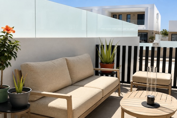 Foto van Casa del Sol – Exclusieve villa, privézwembad en jacuzzi - TerraceBalcony