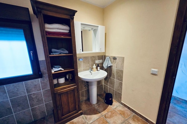 Foto van Charmante villa met privétuin - Vakantiehuis in Alfaz del Pi - BathRoom