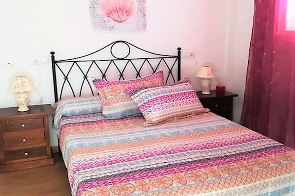 Foto van Appartement aan het strand met zwembad in Villaricos - BedRoom